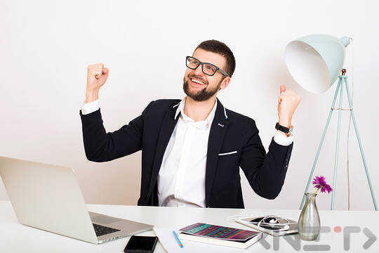 Career Management in the Digital Age