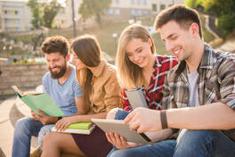 Interactive learning methods in schools